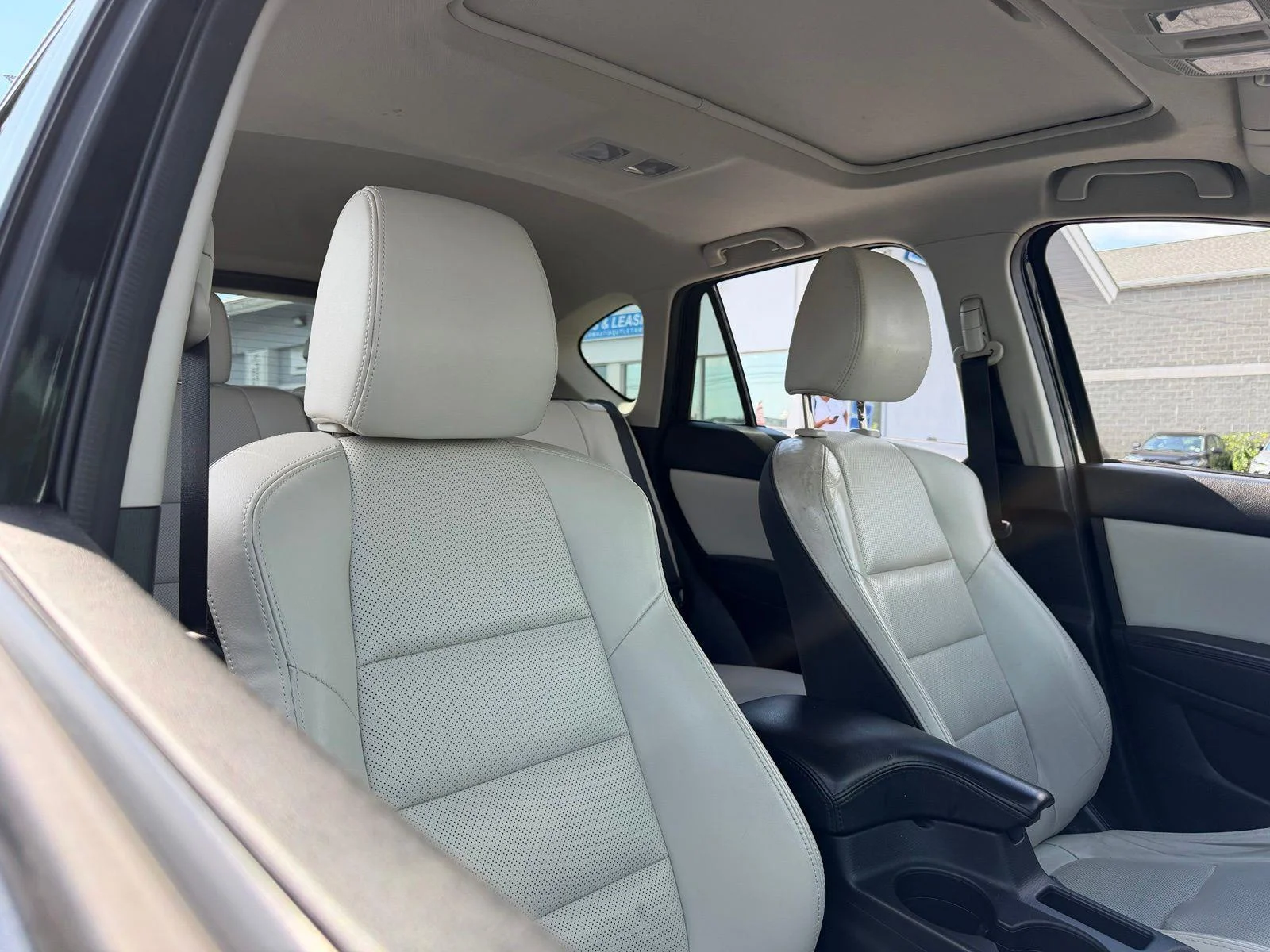 Used 2016 Black Mazda Grand Touring image 7