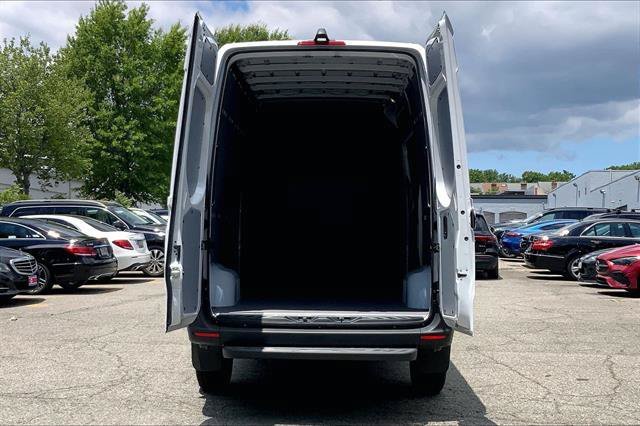 New 2026 Arctic White Mercedes-Benz Cargo 144 WB image 3