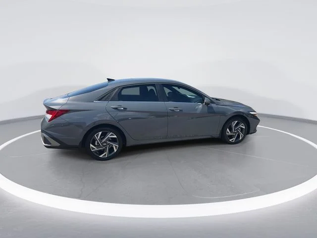 Used 2025 Gray Hyundai Limited image 9