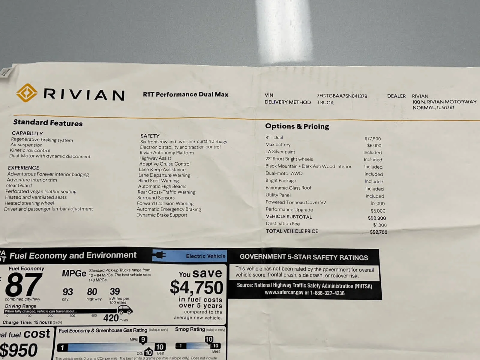 Used 2025 LA Silver Rivian Adventure image 40
