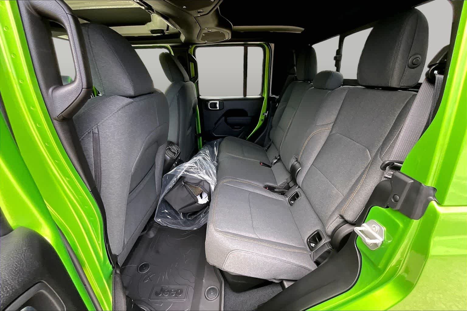 New 2026 Mojito Exterior Paint Jeep Sport S image 21