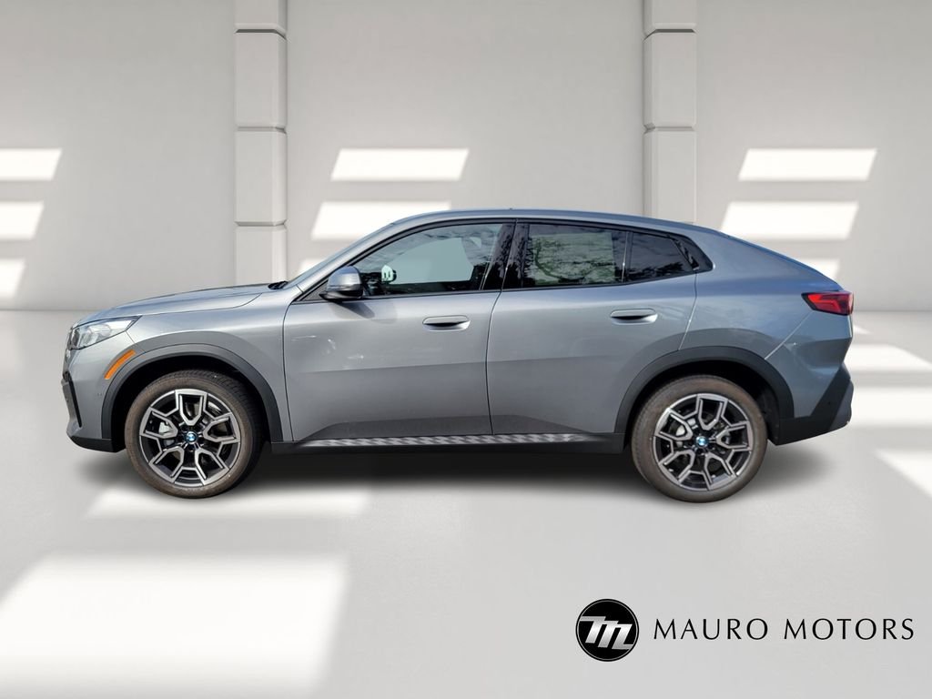 2026 BMW X2 28i - Photo 6