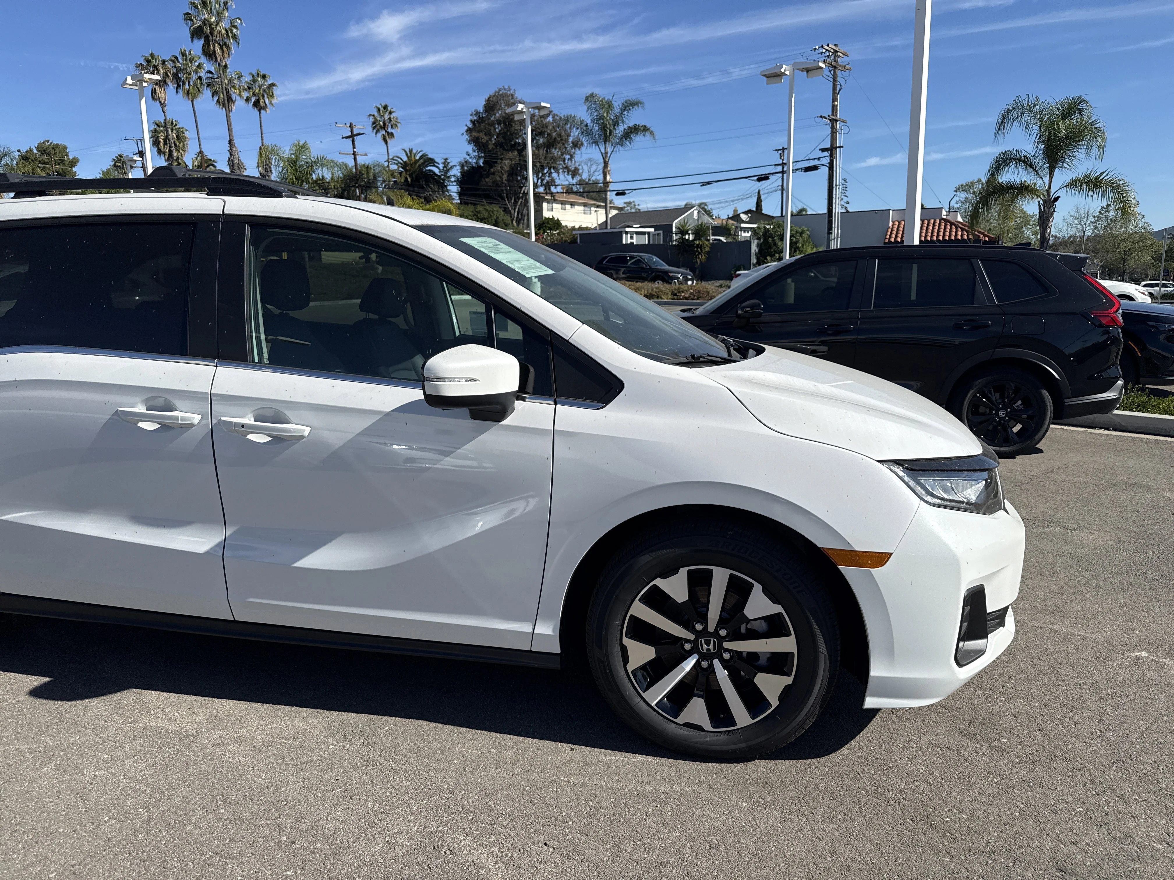 2026 Honda Odyssey EX-L - Photo 8