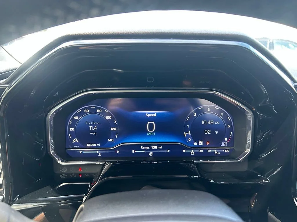 Used 2024 Summit White Chevrolet LTZ image 19