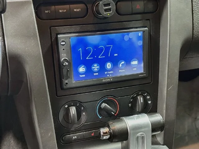 Used 2007  Ford Deluxe image 13
