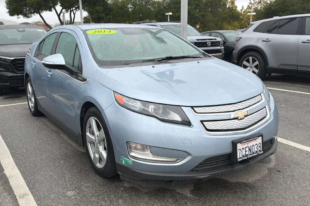 Used 2014 Silver Topaz Metallic Chevrolet Base image 2