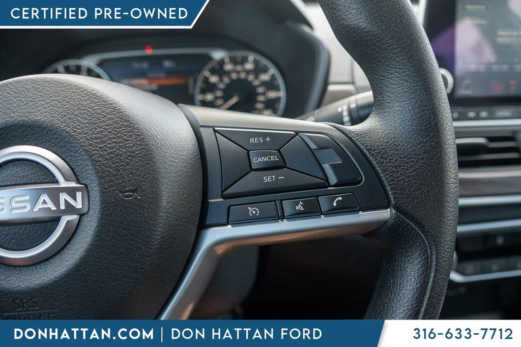 2025 Nissan Altima SV - Photo 16