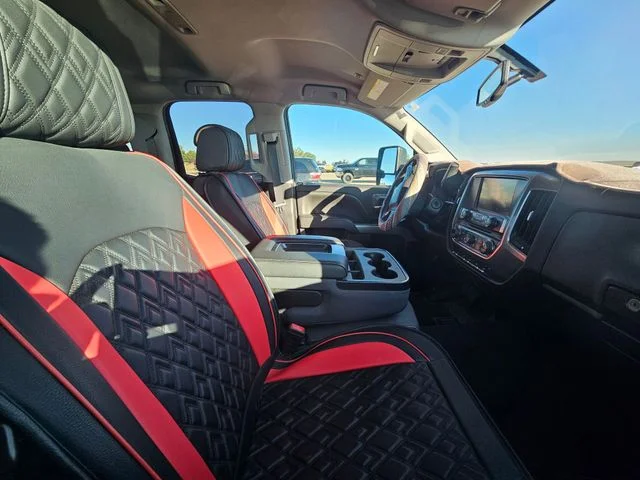 Used 2019 Graphite Metallic Chevrolet LT image 17
