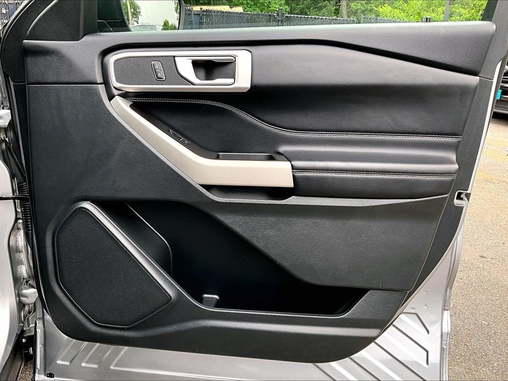Used 2021 Silver Metallic Ford XLT image 19