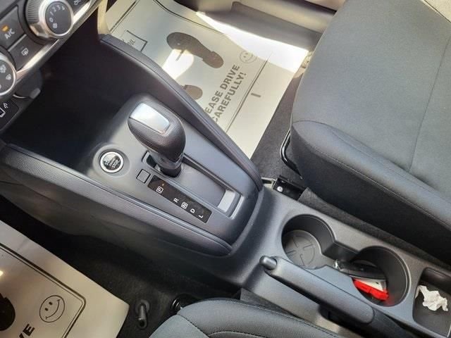 2025 Nissan KICKS PLAY Base - Photo 17