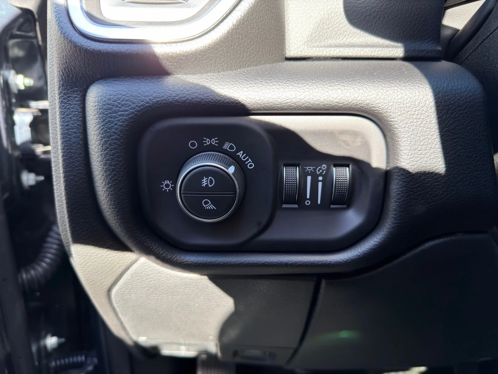 New 2026 Forged Blue Metallic Exterior Paint RAM Laramie image 17