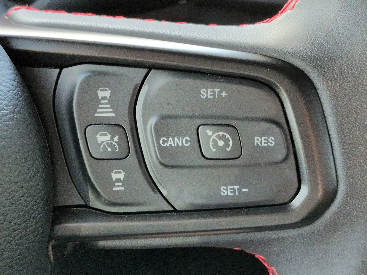 Used 2024 Anvil Clear Coat Jeep Rubicon image 25