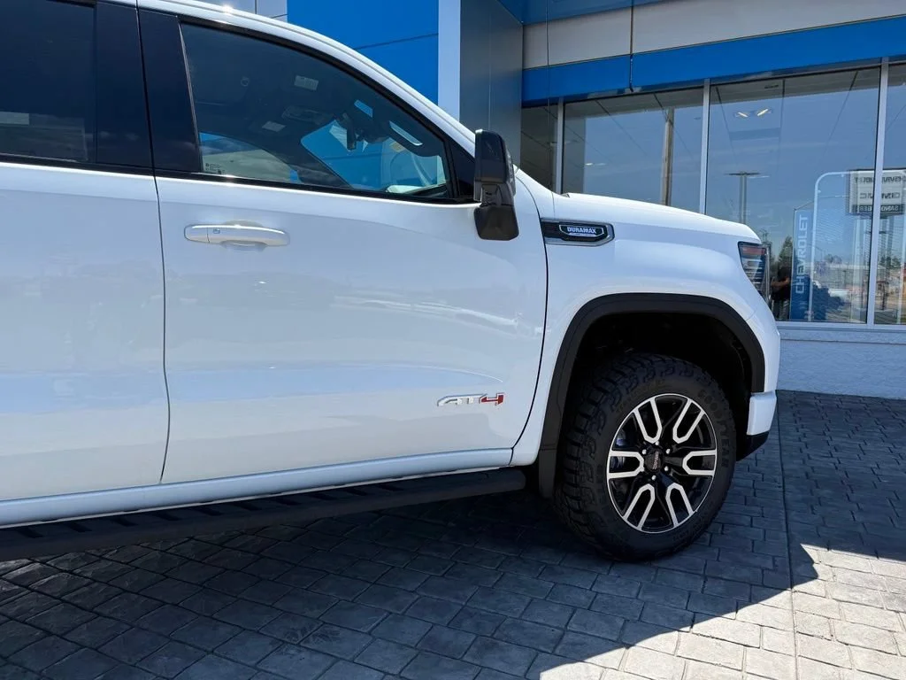 New 2026 Summit White GMC AT4 image 12