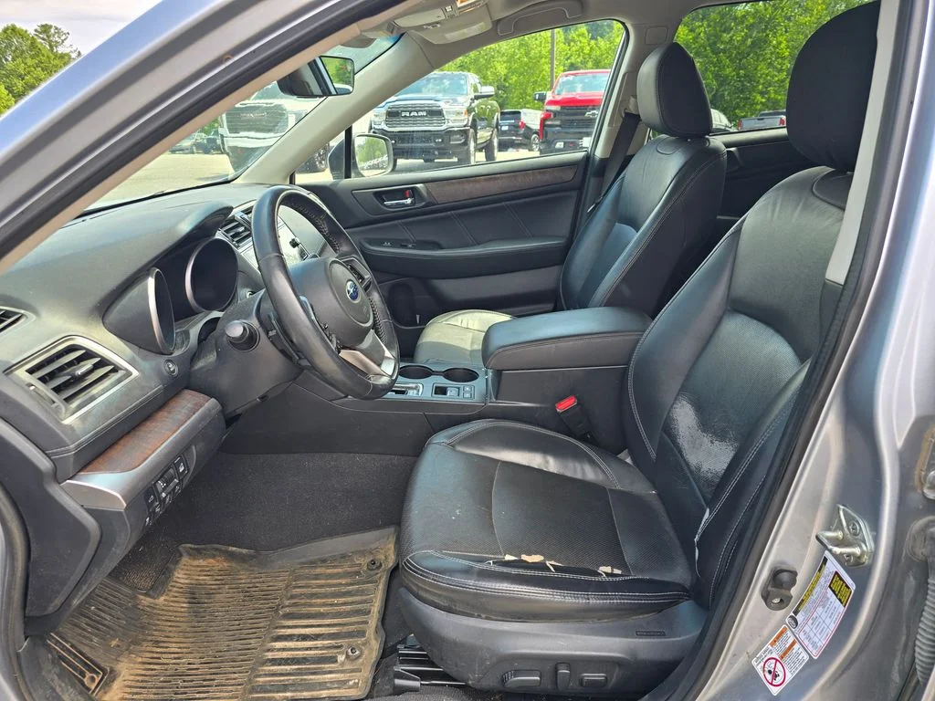 Certified Used 2018 Silver Subaru 2.5i image 4