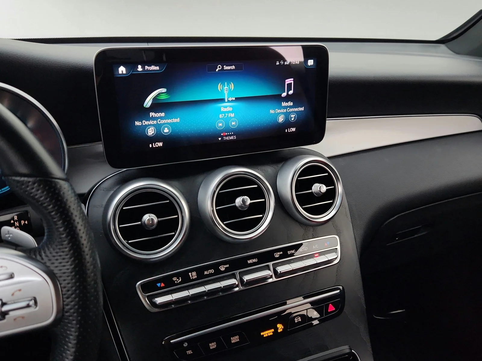 Certified Used 2022 Polar White Mercedes-Benz GLC 300 image 20