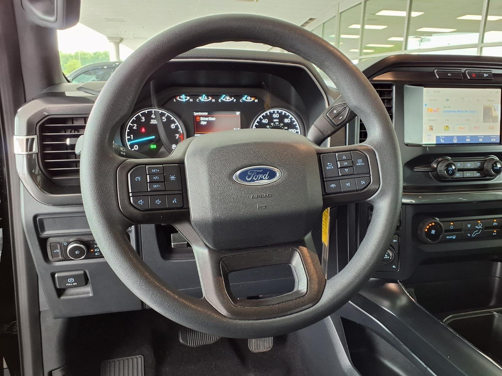 Used 2023 Agate Black Metallic Ford XL image 18