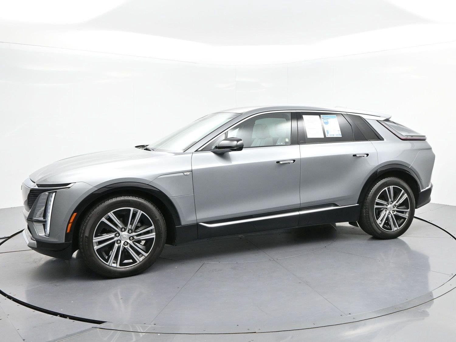 Used 2024 Argent Silver Metallic Cadillac Luxury 1 image 4