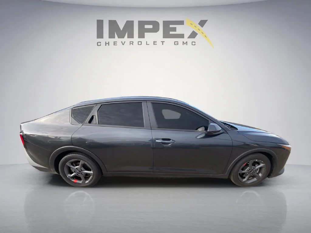 Used 2025 Gray Kia LXS image 6