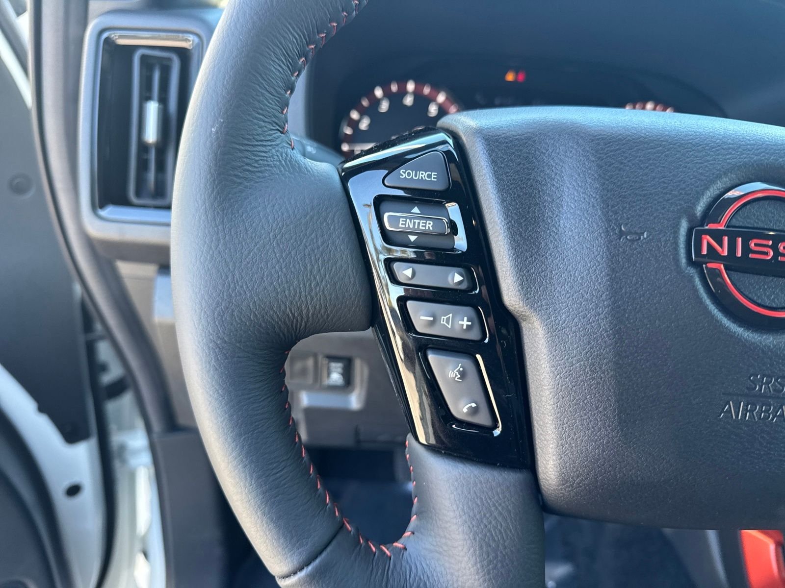 New 2026 Nissan Frontier PRO-4X 4D Crew Cab