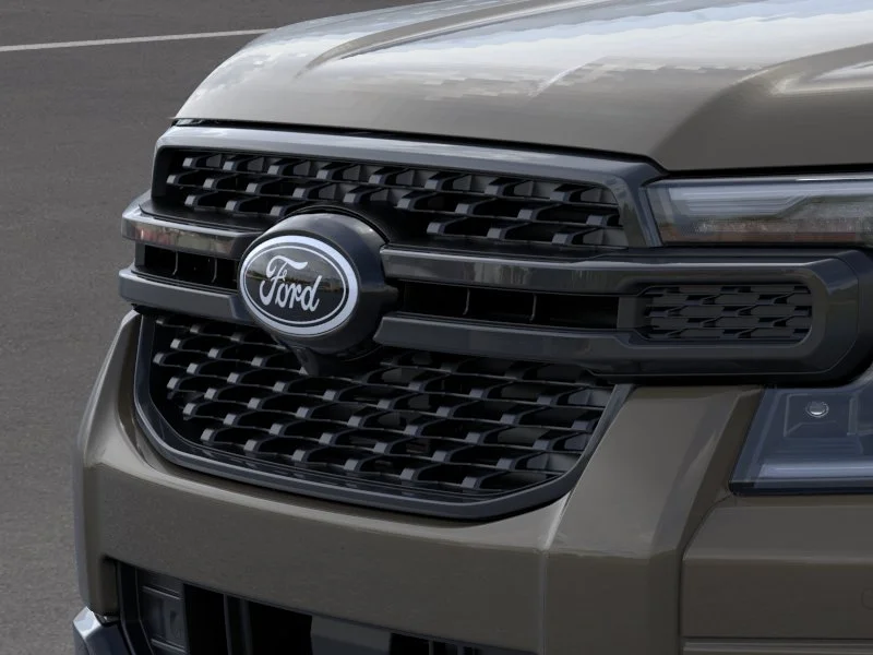 New 2025 Gray Ford Lariat image 39