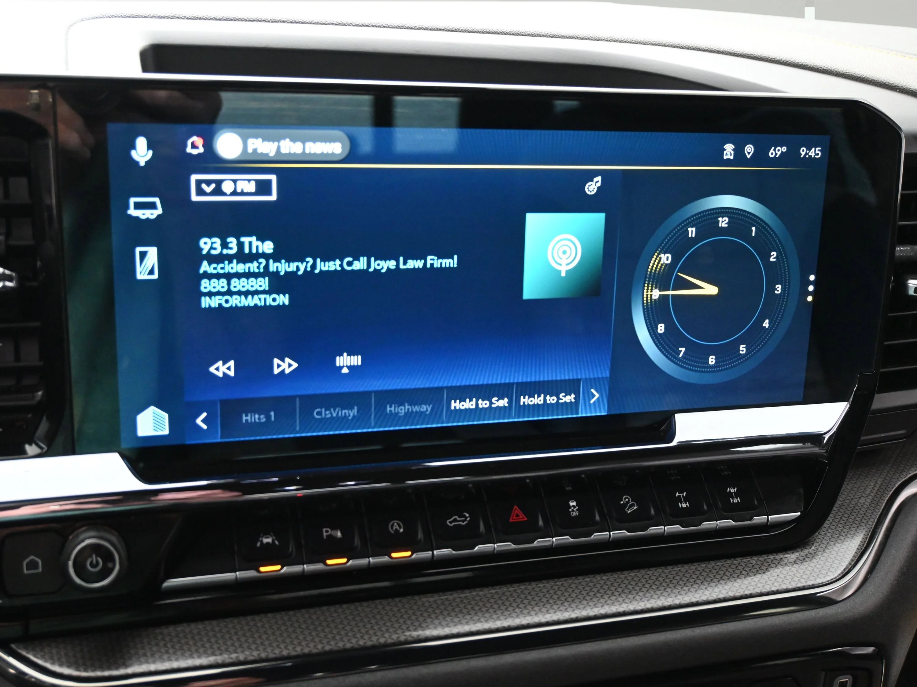 Used 2025 Black Chevrolet ZR2 image 20