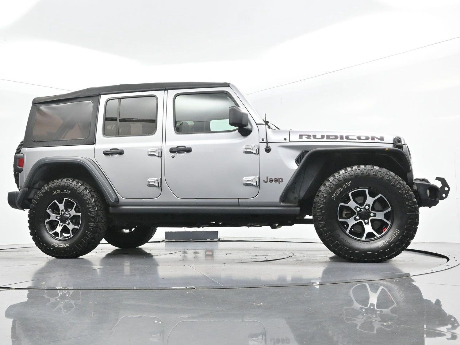 Used 2021 Billet Silver Metallic Clearcoat Jeep Unlimited Rubicon image 38