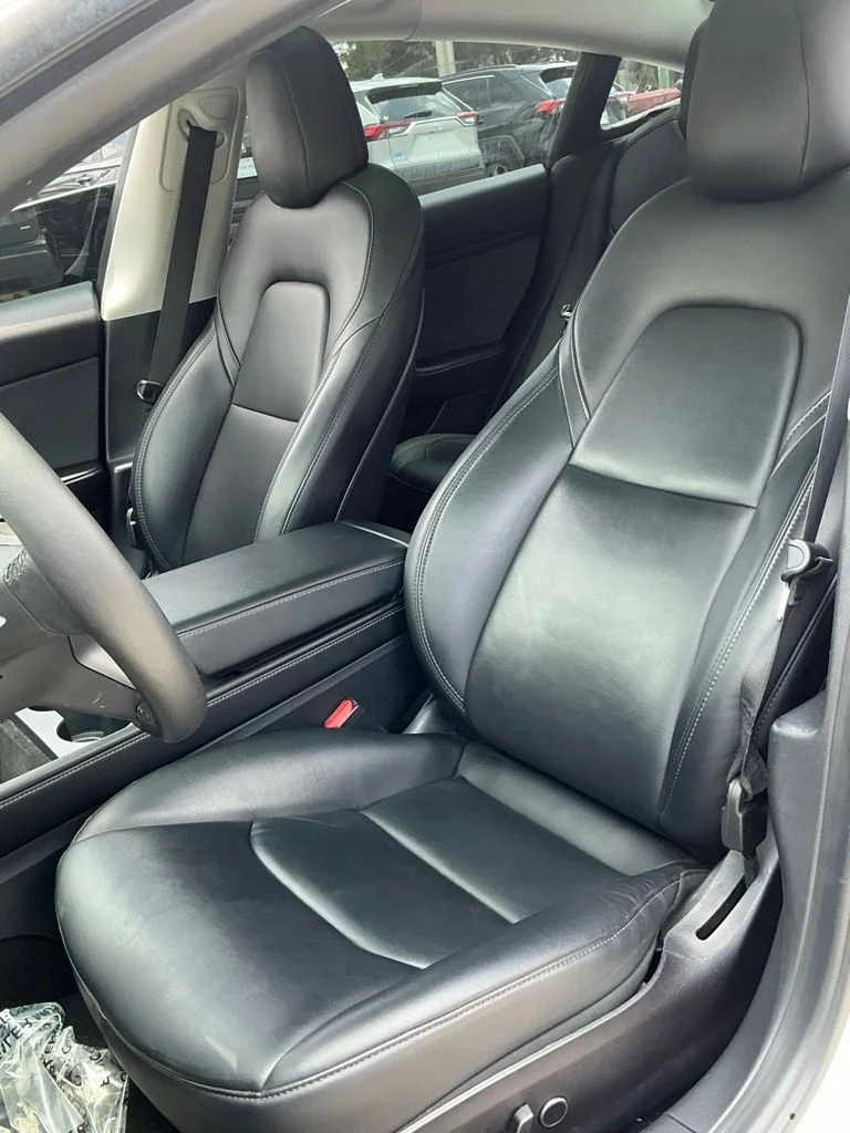 Used 2021  Tesla Standard Range Plus image 30