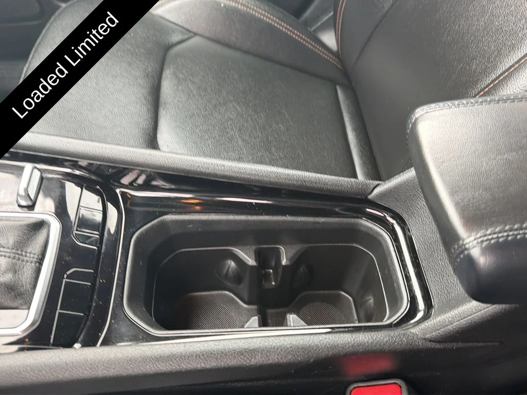 Used 2024 Silver Jeep Limited image 27