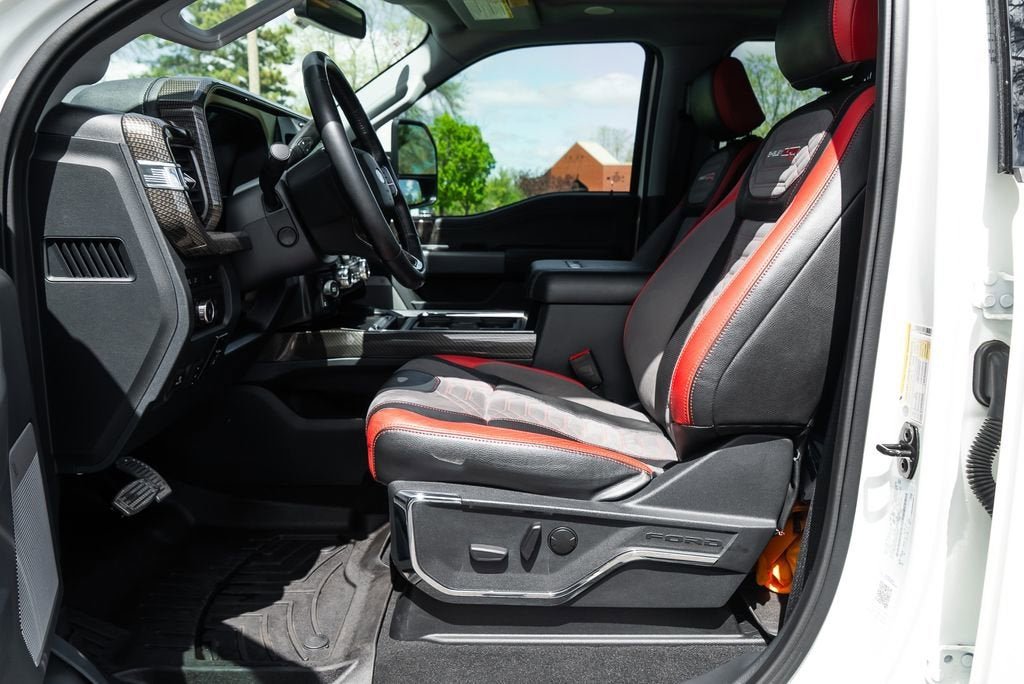 2023 Ford F-250 Super Duty Lariat - Photo 31