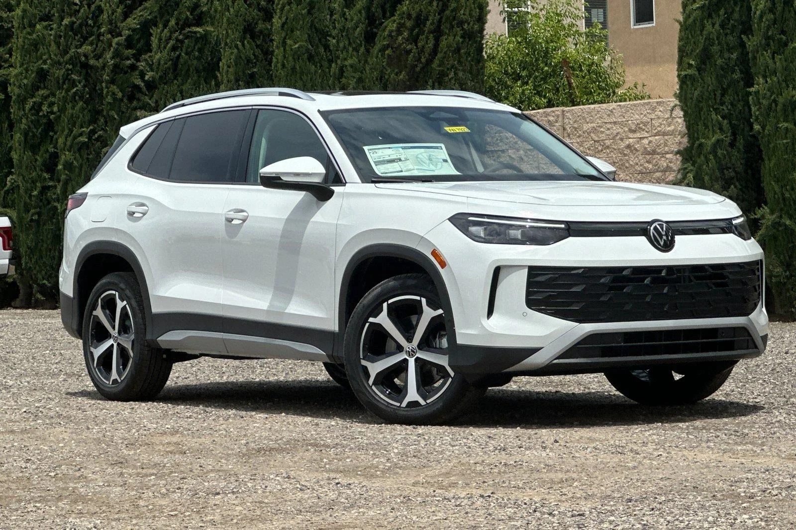 New 2026 Pure White Volkswagen SE image 2