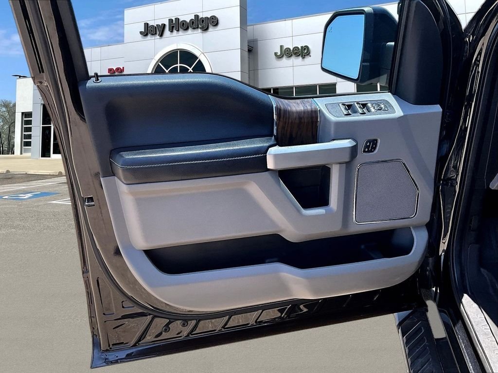 Used 2020 Black Ford Lariat image 24