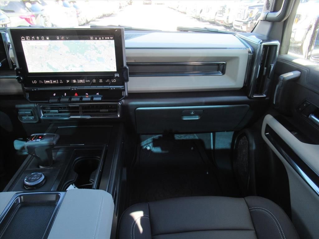 2026 GMC HUMMER EV 2X - Photo 17