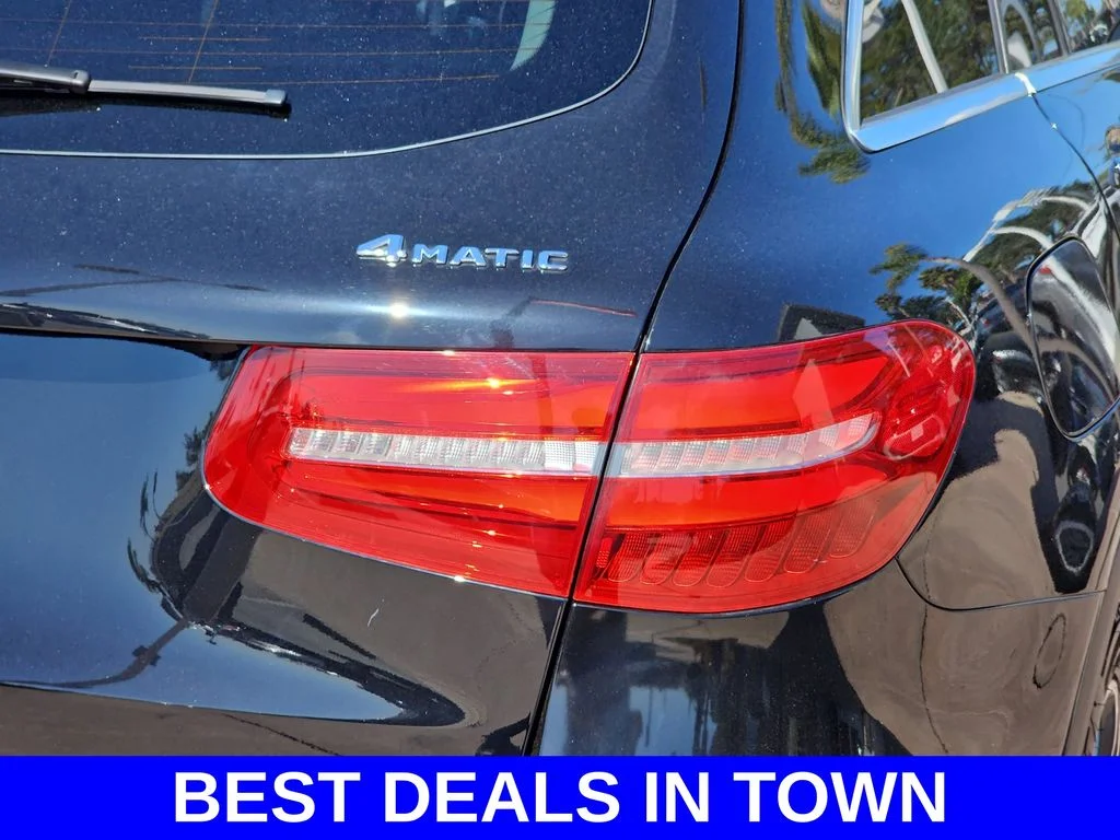 Used 2019 Black Mercedes-Benz GLC 350e image 39