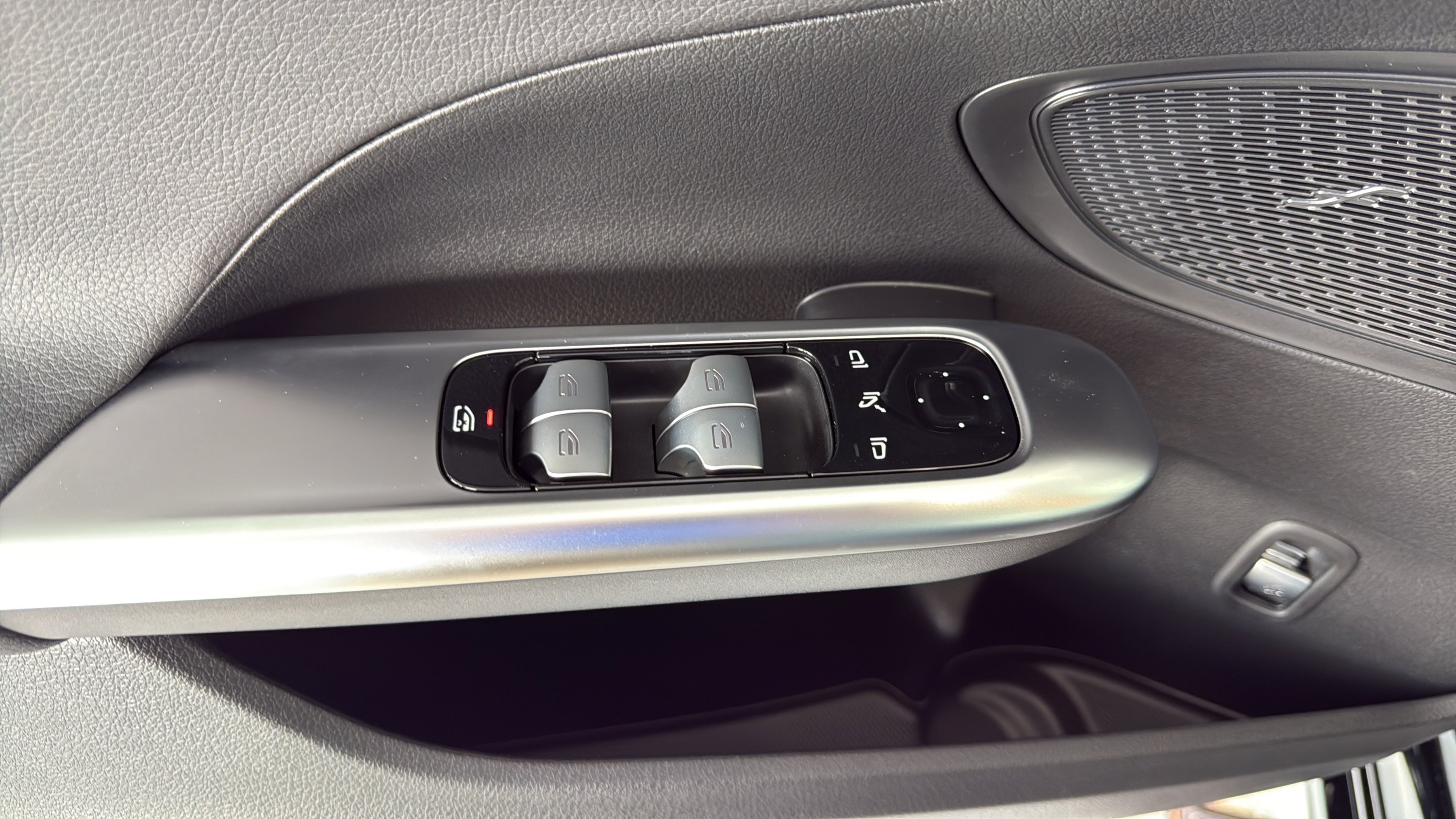 New 2026 Black Mercedes-Benz C 300 image 12