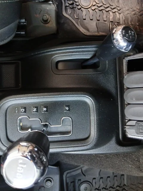 Used 2018 White Jeep Unlimited Sahara image 44