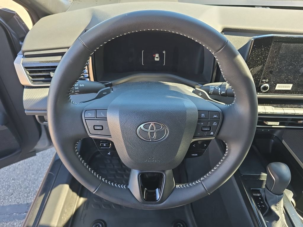 Used 2026  Toyota SE image 25
