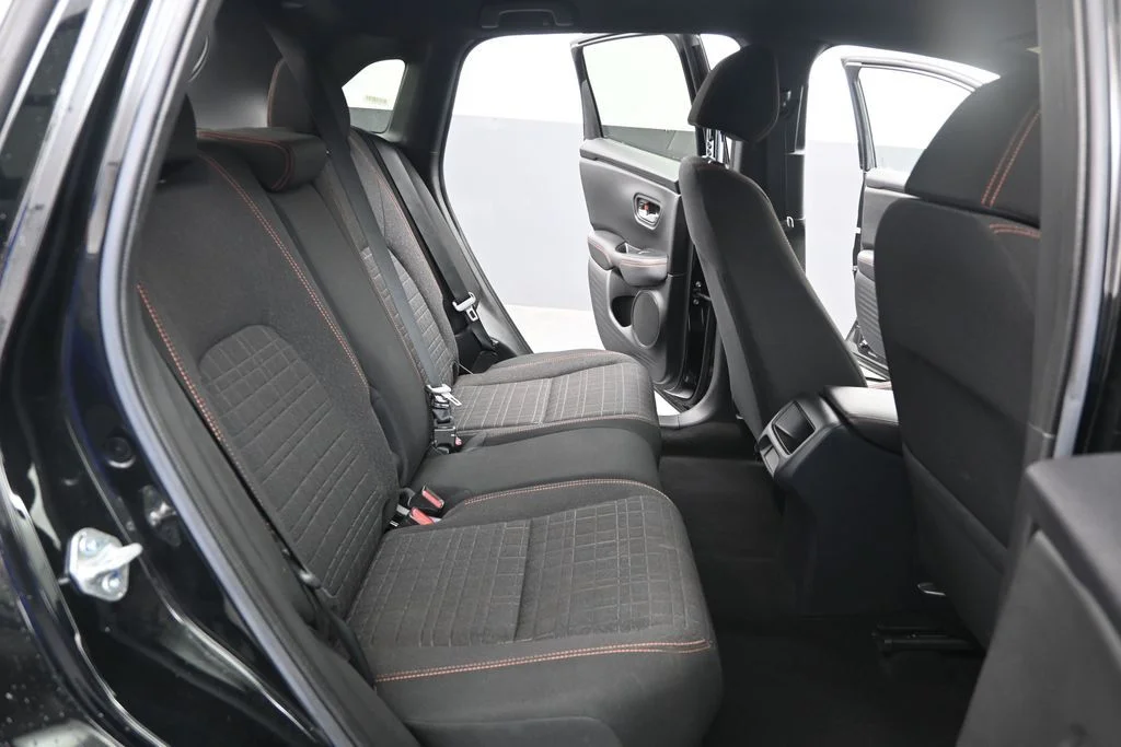 Used 2025  Honda Sport image 28