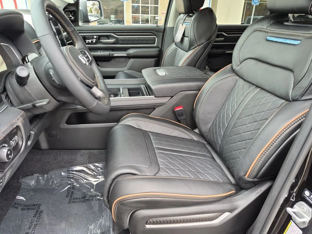 New 2026 Diamond Black Crystal Pearl-Coat Exterior Paint RAM Tungsten image 11