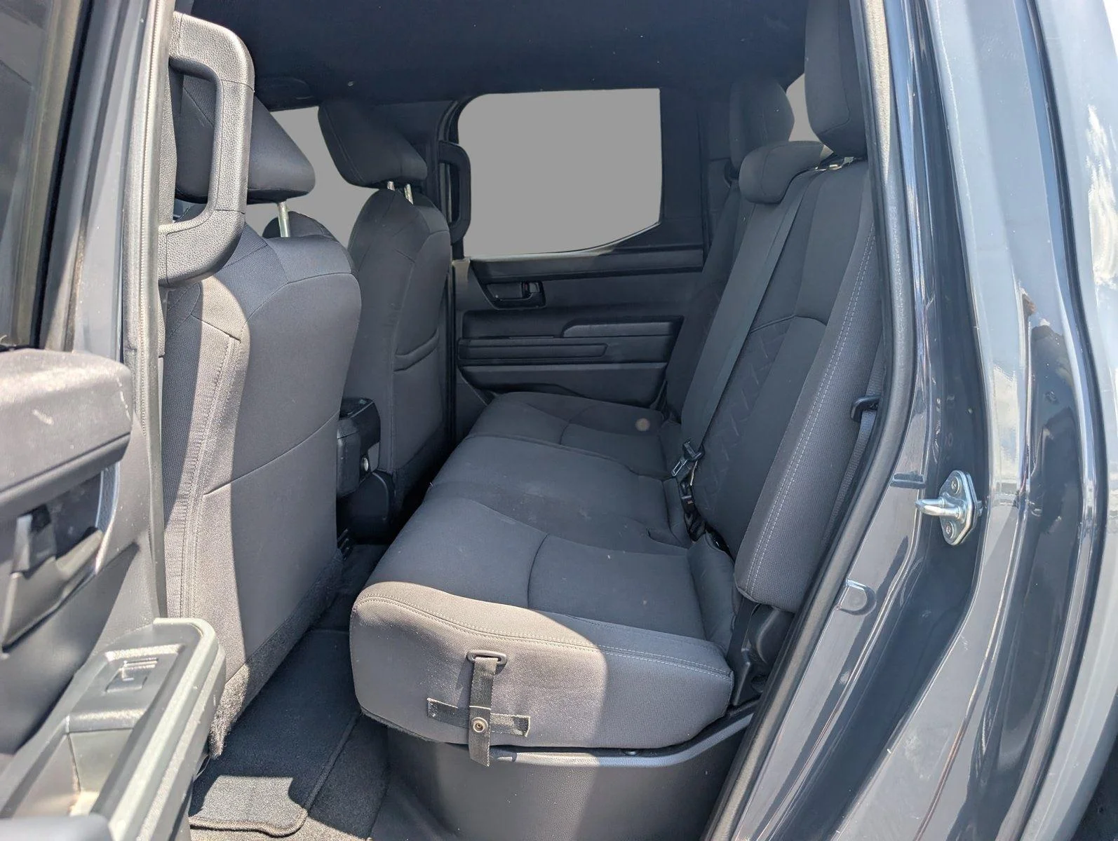 Used 2024 Underground Toyota SR image 32
