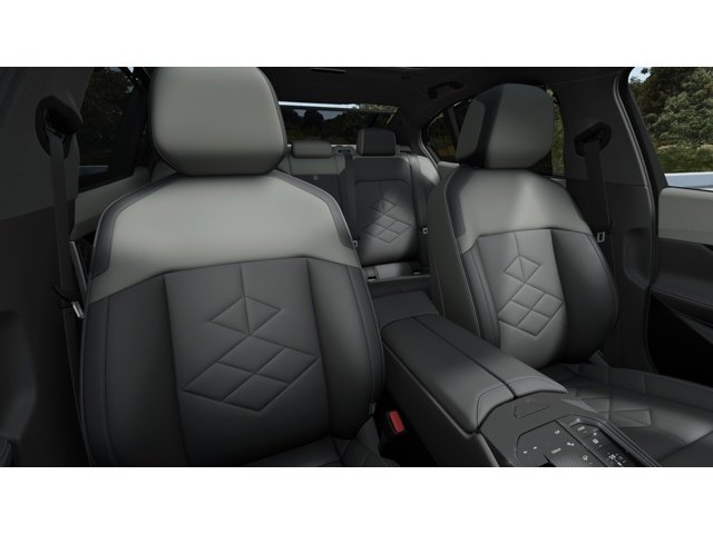 New 2027 Carbon Black Metallic BMW 550e xDrive image 11