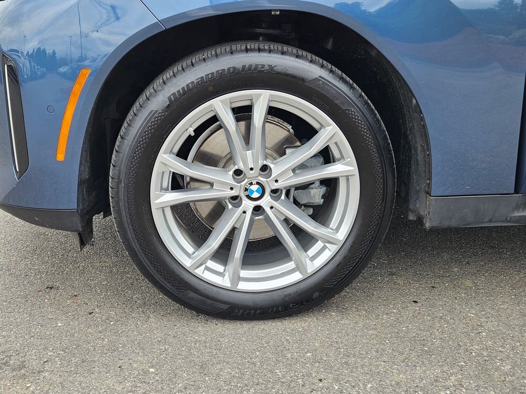 Used 2025 Arctic Race Blue metallic BMW 30 xDrive image 33