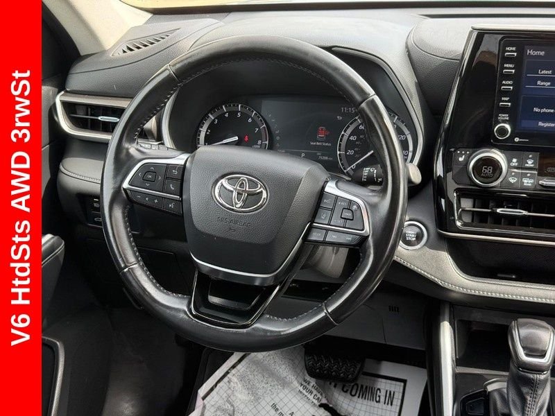 Used 2020 Moon Dust Toyota XLE image 15