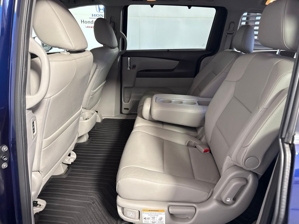 2016 Honda Odyssey EX-L - Photo 11