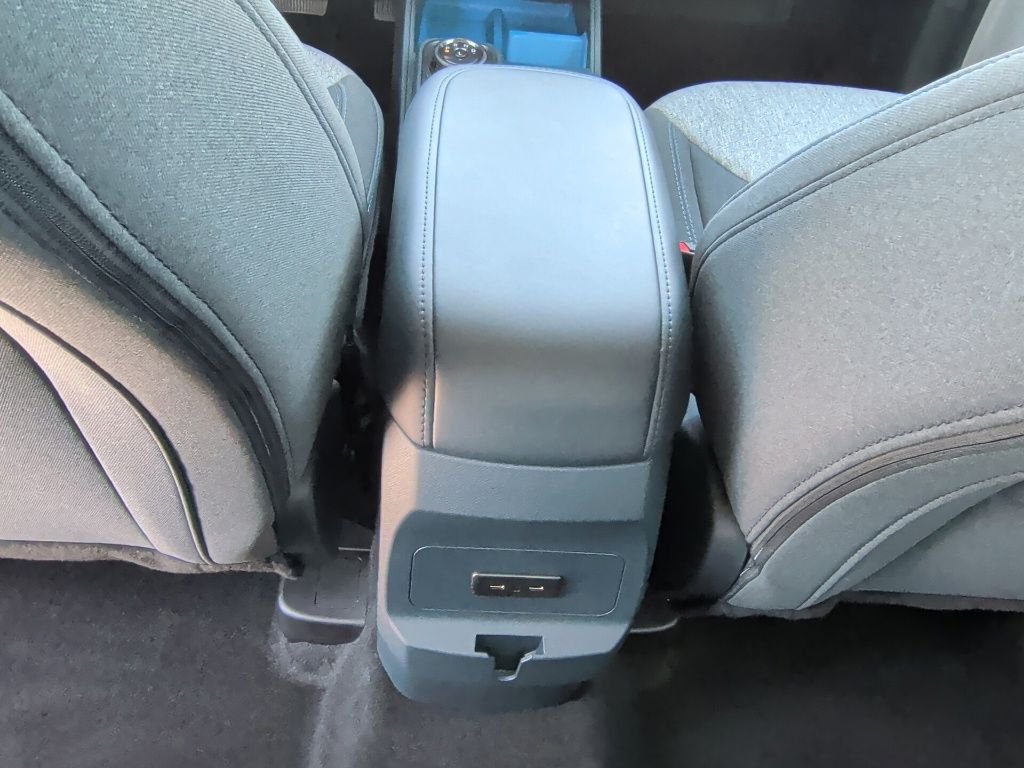 New 2025 Carbonized Gray Metallic Ford XLT image 35