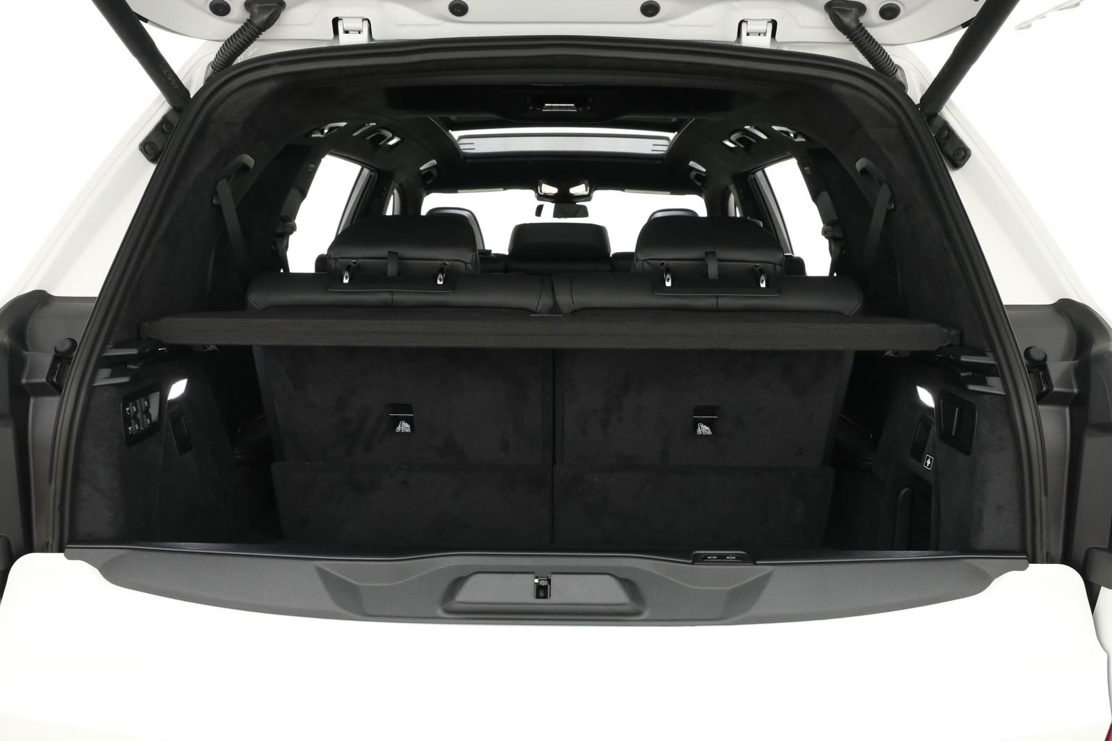 New 2027 Alpine White BMW xDrive40i image 39