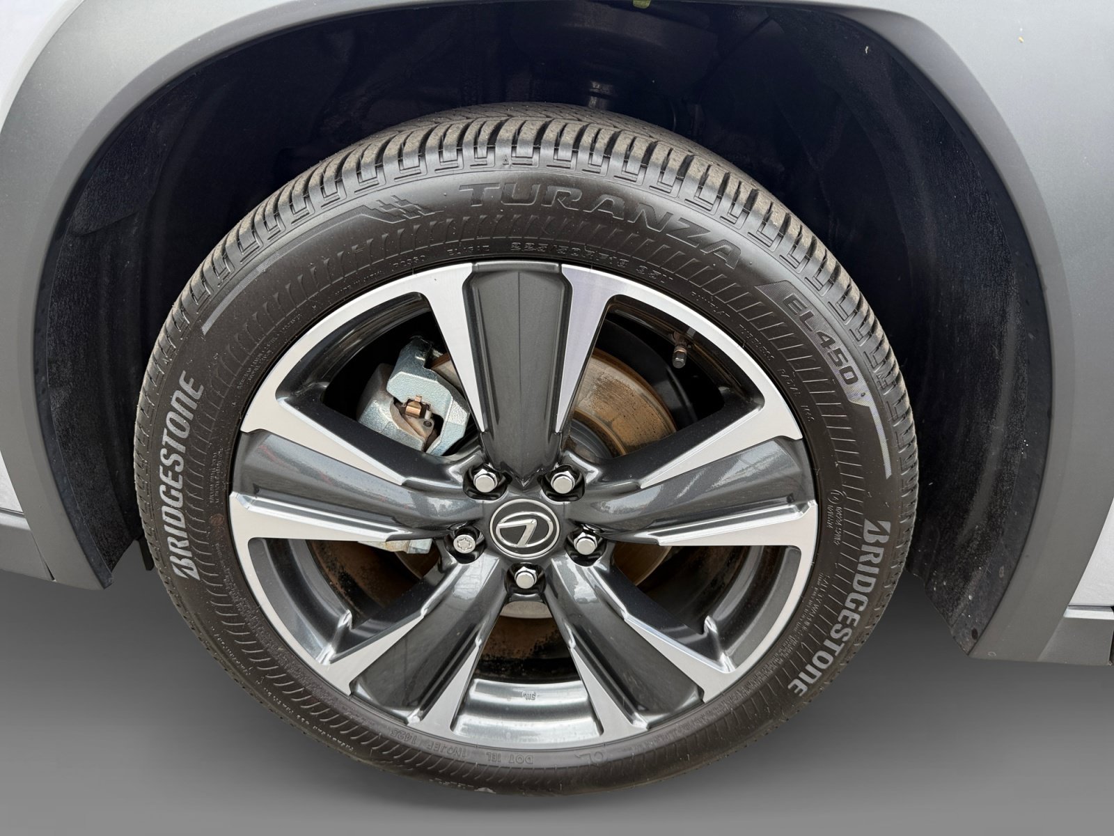 Used 2025 Iridium Lexus 300h image 9