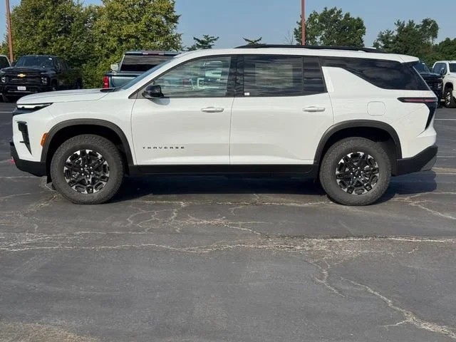 New 2027 Polar White Tricoat Chevrolet Z71 image 2