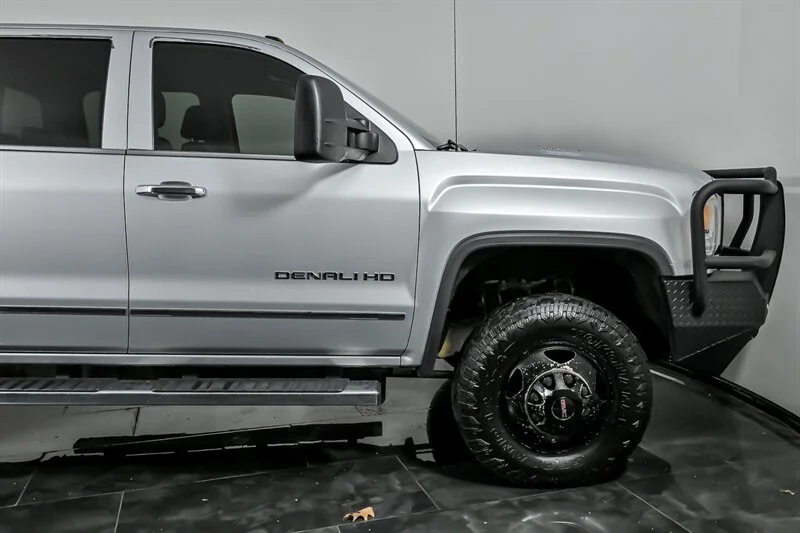2015 GMC Sierra 3500 Denali HD Denali - Photo 11
