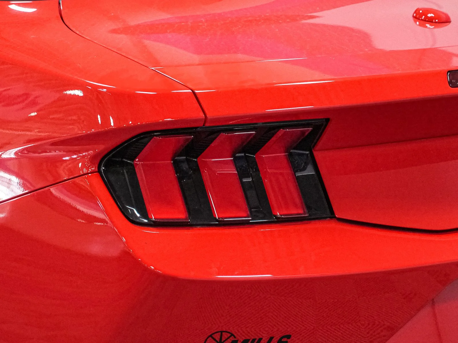 2026 Ford Mustang EcoBoost Premium Convertible - Photo 15