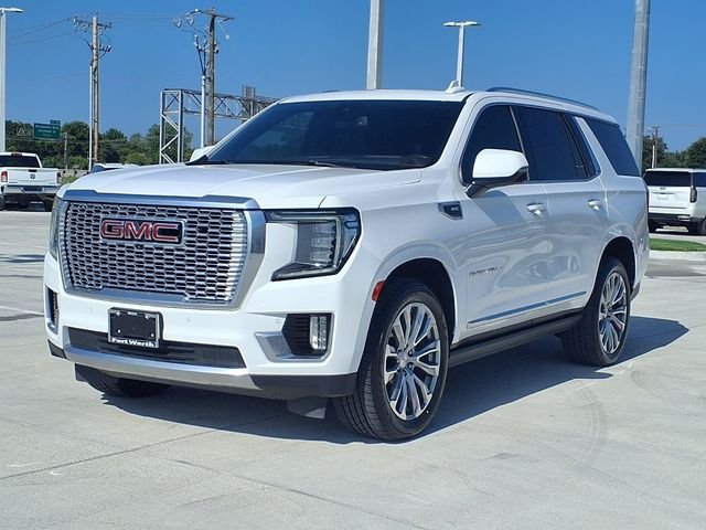 Used 2022 White GMC Denali image 3